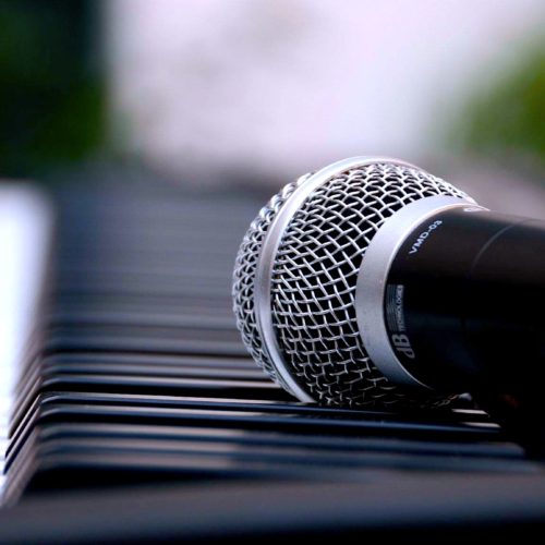 Cercasi docenti di pianoforte